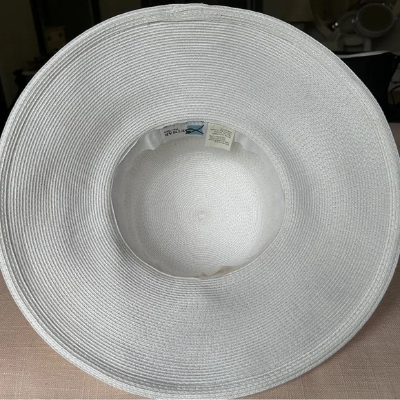 One of a Kind White and Yellow Women's Hat - Picture 6 of 7